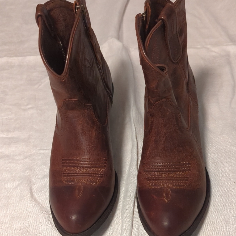 Ariat Brown Leather Ankle Booties